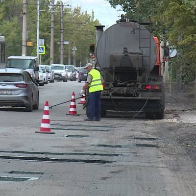 Собянин поручил выделить средства на ремонт подъездных дорог к СНТ