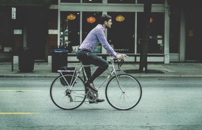 Велосипед, моноколесо, самокат: в чем преимущество экологичных видов транспорта?