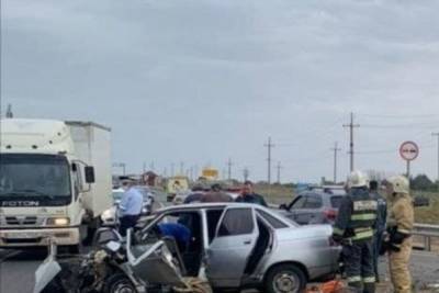 5 человек серьезно пострадали в крупном ДТП в Астрахани