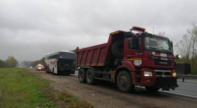 Около 40 пассажиров, ехавших в Чебоксары, застряли на трассе со сломанным автобусом