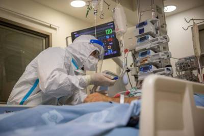 В Израиле снова почти 9 тысяч заболевших за сутки