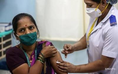 В Индии за день провели более 20 млн COVID-вакцинаций