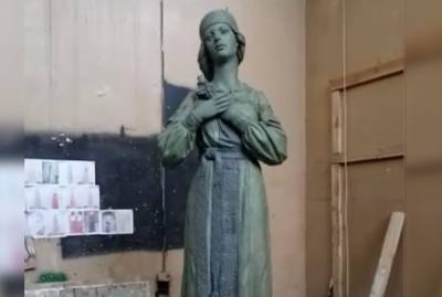 В сети появилась обновлённая версия памятника основательнице села Новая Алёновка