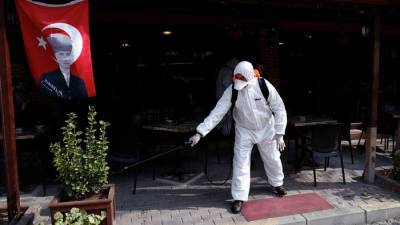 В Турции произошла вспышка коронавируса после ослабления карантина