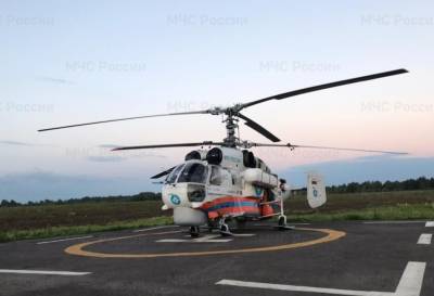Вертолет МЧС экстренно доставил в Тверь ребенка из районной больницы