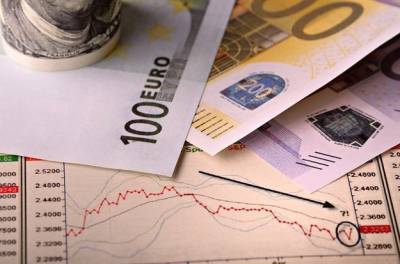 Валюта резко подешевела: что творится с курсом доллара и евро