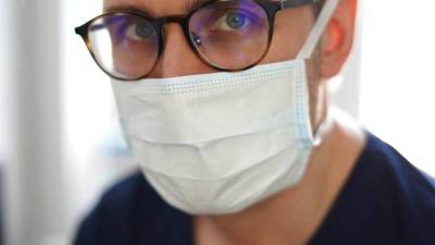 Медики Петербурга фиксируют снижение количества больных коронавирусом