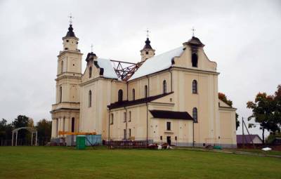 В Будславском костеле Вознесения Пресвятой Девы Марии накрыто уже около 45% крыши