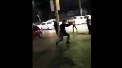 Воронежцы сняли на видео устроившего ночную стрельбу на Ленинском проспекте мужчину