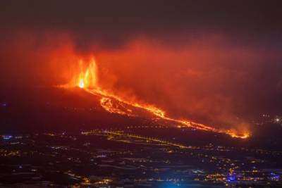 Извержение вулкана на Канарах: власти подсчитали убытки (ВИДЕО)