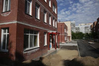 В Новосибирске определили участки под строительство 12 детских садов и шести школ