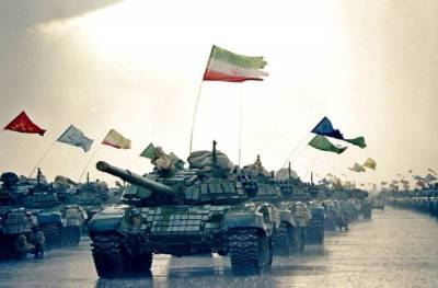 Иран сосредотачивает крупные соединения ВС у границ с Азербайджаном