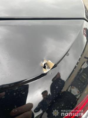 Под Киевом обстреляли автомобиль помощника Зеленского Шефира, ранен водитель