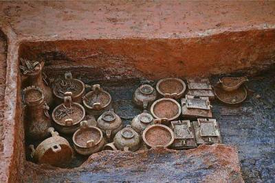 Старинную чашу из Твери нашли на раскопках в Кремлевском сквере