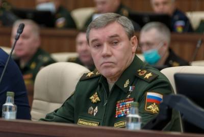 Главы Генштабов России и США обсудили снижение рисков военной деятельности