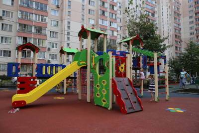 Детские площадки в Дагестане являются опасными