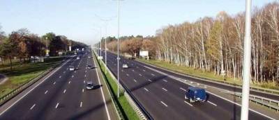 Украинцы заметили улучшение состояния дорог в Украине в 2021 году