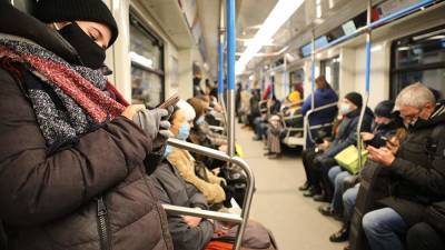 Постановления о нарушении масочного режима в транспорте Москвы оформят электронно
