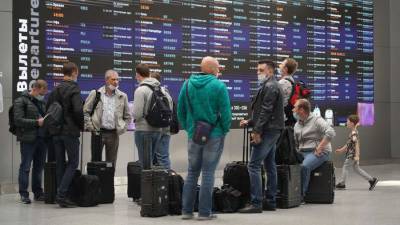 В «Уральских авиалиниях» прокомментировали массовые задержки рейсов