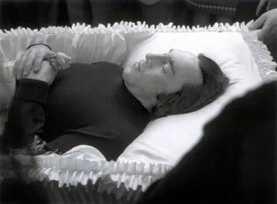 Похороны Высоцкого: почему его хоронили в водолазке
