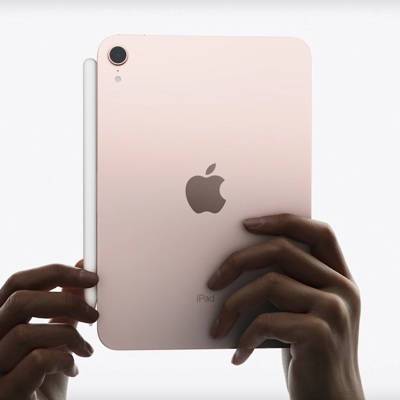 Компания Apple проводит презентацию своих планшетов iPad и iPad mini