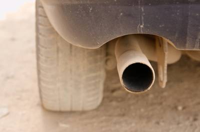 Свыше 105 тысяч тонн загрязняющих веществ выбросили автомобили в атмосферу в Нижегородской области за год