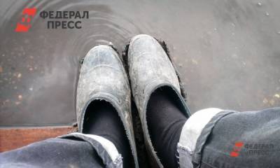 В Челябинской области жители самостоятельно включили отопление и затопили дом