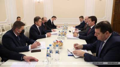 Петришенко обсудил с министром ЕЭК совместный ответ стран ЕАЭС на санкции