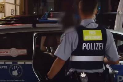 В Германии неизвестный захватил в заложники пассажиров автобуса