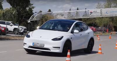 Tesla Model Y приятно удивила на лосином тесте (видео)