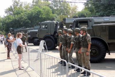 В России создан армейский автомобиль со скрытым бронированным модулем