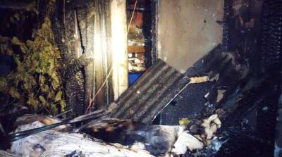 Очевидец спас двоих мужчин из горящей постройки в Дзержинске
