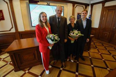 Олимпийской чемпионке Светлане Колесниченко подарили квартиру в Гатчине