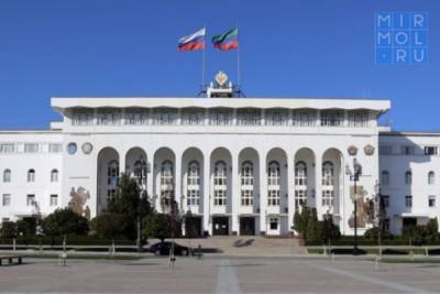 Владимир Путин представил в Народное Собрание кандидатуры для избрания на должность Главы Республики Дагестан