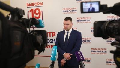 Горизбирком Петербурга не обнаружил "каруселей" в первый день выборов