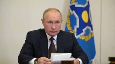 Песков сообщил, что Путин работает в обычном режиме