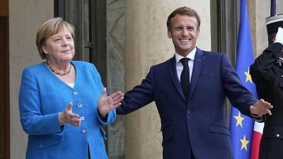 Ангела Меркель посетила Париж с последним визитом в должности канцлера
