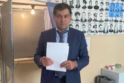 Гаджи Султанов проголосовал на выборах