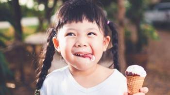 Вологодское мороженое в Китае, дополнительные каникулы и дожди в Вологде: обзор новостей дня
