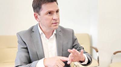 «Тормозит инициативы президента»: в ОПУ высказались по конфликту с Разумковым