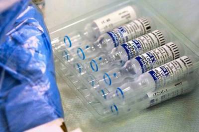 Из-за нарушений на заводе в Уфе ВОЗ приостановила одобрение вакцины «Спутник V»