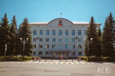 Власти Междуреченска прокомментировали сообщения о домогательствах ранее судимого мужчины к двум школьницам