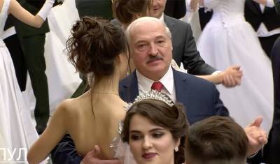 Не тот флаг: за что Королева красоты извинялась перед Александром Лукашенко