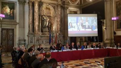 Венецианская комиссия предоставит заключение по законопроекту об "олигархах" в декабре