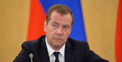 Медведев примет участие во встрече Путина с лидерами партий, прошедших в Госдуму
