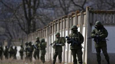 Русскому генералу, который блокировал украинских военных в Крыму, объявили подозрение