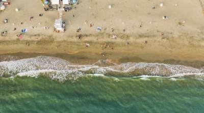В Италии начали использовать дроны для измерения температуры посетителей пляжей