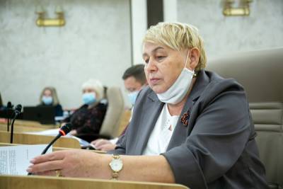 Главой комиссии по молодежи в думе Екатеринбурга стала 73-летняя депутат