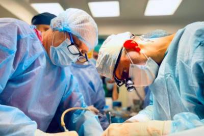 Львовские врачи провели первую в Украине трансплантацию сердца ребенку