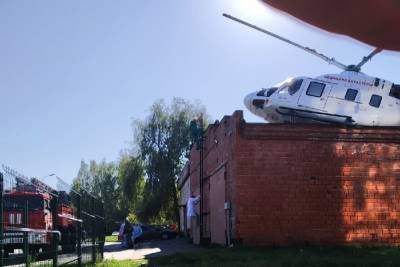 В Ижевске вертолет санавиации жестко приземлился на крышу гаража